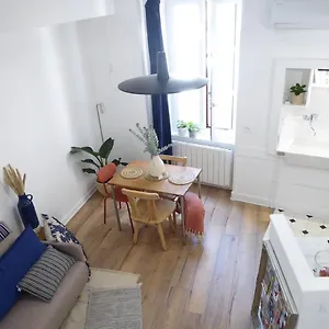 Appartement La Maison Du Chateau Au Calme Et, Tournon-sur-Rhone